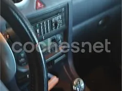 Gris / plata Usado 2005 Peugeot 1007 Utilitario | 4200 € (Precio justo)