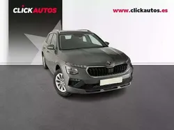Gris Usado 2025 Skoda Kamiq Selection SUV | 19.800 € (Precio justo)