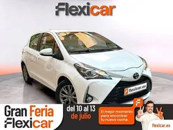 Blanco Usado 2019 Toyota Yaris Active Berlina | 13.490 € (Un poco caro)