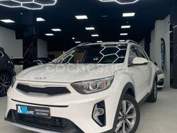 Blanco Usado 2022 Kia Stonic Plus SUV | 14.990 € (Precio justo)
