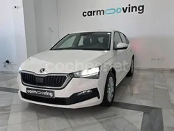 Blanco Usado 2020 Skoda Scala Active Utilitario | 13.475 € (Un poco caro)