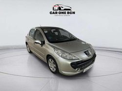 Gris Usado 2007 Peugeot 207 Premium Utilitario | 5600 €