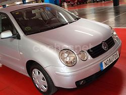 Gris / plata Usado 2003 VW Polo Highline Berlina | 3490 € (Precio justo)