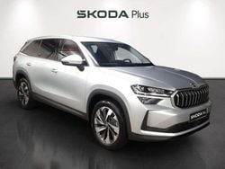 Plateado Usado 2025 Skoda Kodiaq Selection SUV | 37.150 € (Precio justo)