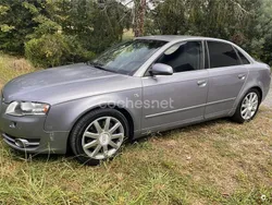 Gris / plata Usado 2005 Audi A4 Berlina | 3700 € (Buen precio)