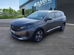 Gris Usado 2021 Peugeot 5008 Allure Monovolumen | 22.600 € (Precio justo)
