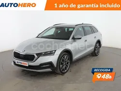 Gris Usado 2021 Skoda Octavia Scout 4x4 Familiar | 26.099 € (Buen precio)