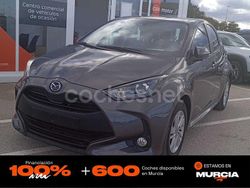 Gris / plata Usado 2023 Mazda 2 Center-Line Berlina | 16.450 € (Precio justo)