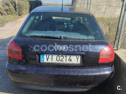 Azul Usado 2000 Audi A3 Ambiente Berlina | 2200 € (Buen precio)