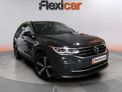 Gris Usado 2022 VW Tiguan Life SUV | 27.390 € (Super precio)