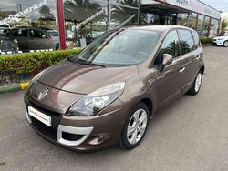 Marrón Usado 2010 Renault Scénic III Dynamique Monovolumen | 6500 € (Un poco caro)