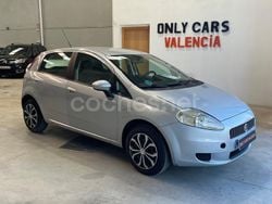 Gris / plata Usado 2008 Fiat Grande Punto Dynamic Utilitario | 3990 € (Precio justo)