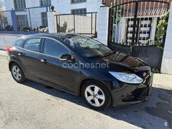 Negro Usado 2011 Ford Focus Trend Berlina | 6800 € (Precio justo)