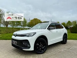 Blanco Nuevo 2025 VW Tiguan R-line SUV | 51.900 €