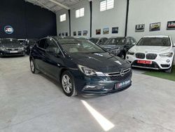 Azul Usado 2018 Opel Astra Selective Familiar | 12.000 € (Caro)
