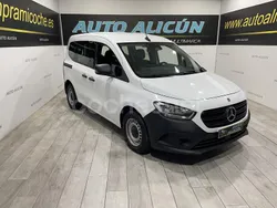 Blanco Usado 2022 Mercedes Citan 110 Familiar | 23.400 € (Precio justo)