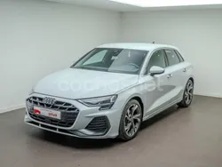 Blanco Usado 2024 Audi A3 Sportback S-Line Berlina | 35.950 € (Caro)
