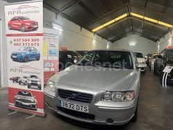 Gris / plata Usado 2006 Volvo S60 Momentum Berlina | 4994 € (Buen precio)