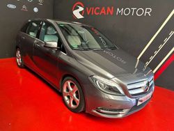 Gris Usado 2012 Mercedes B180 Monovolumen | 13.900 € (Precio justo)