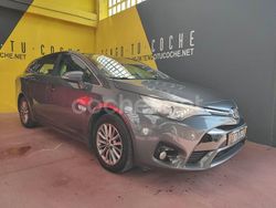 Gris / plata Usado 2017 Toyota Avensis Business Edition Familiar | 14.980 € (Un poco caro)