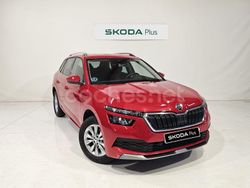 Rojo Usado 2023 Skoda Kamiq Selection SUV | 22.500 € (Caro)