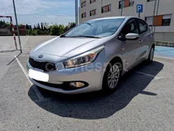 Gris / plata Usado 2012 Kia Ceed GT Berlina | 6499 € (Precio justo)