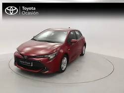 Rojo Usado 2020 Toyota Corolla Active Berlina | 18.465 € (Buen precio)