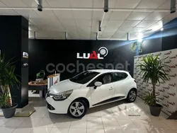 Blanco Usado 2016 Renault Clio GrandTour LIMITED Familiar | 5900 €