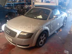 Gris / plata Usado 2004 Audi TT Roadster Descapotable | 5990 € (Super precio)