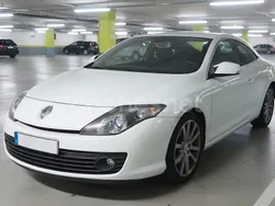 Blanco Usado 2011 Renault Laguna Coupé Initiale Coupe | 13.750 €