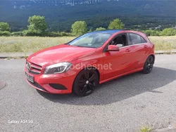 Rojo Usado 2012 Mercedes A200 Urban Berlina | 12.300 € (Buen precio)