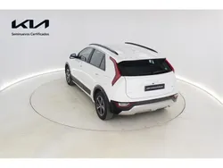 Blanco Usado 2024 Kia Niro SUV | 28.571 € (Caro)