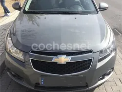Gris / plata Usado 2009 Chevrolet Cruze LT Berlina | 3750 € (Precio justo)