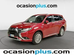 Rojo Usado 2021 Mitsubishi Outlander SUV | 22.637 € (Precio justo)