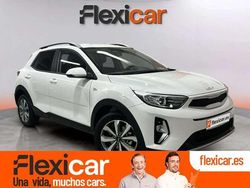 Blanco Nuevo 2025 Kia Stonic SUV | 18.890 € (Un poco caro)