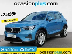 Azul Usado 2023 Volvo XC40 Core SUV | 25.827 €