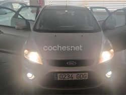 Gris / plata Usado 2008 Ford Focus Business Edition Berlina | 3700 € (Precio justo)