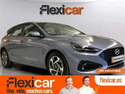 Gris Usado 2024 Hyundai i30 Berlina | 18.490 € (Precio justo)
