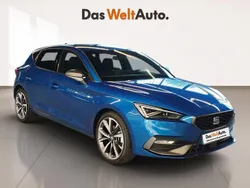 Azul Nuevo 2025 Seat Leon FR Berlina | 22.900 € (Buen precio)
