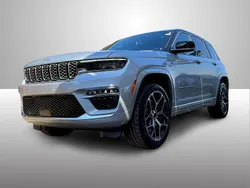 Gris Nuevo 2025 Jeep Grand Cherokee Summit SUV | 86.999 € (Precio justo)