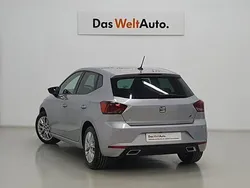 Gris plata Usado 2023 Seat Ibiza FR | 17.400 € (Precio justo)