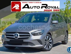 Gris / plata Usado 2020 Mercedes B250e Progressive Monovolumen | 27.900 € (Un poco caro)