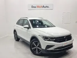 Blanco Usado 2024 VW Tiguan Allspace Life SUV | 42.990 € (Caro)