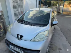 Gris / plata Usado 2006 Peugeot 107 Utilitario | 2299 € (Buen precio)