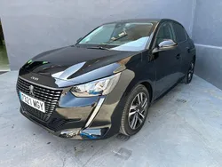 Negro Usado 2023 Peugeot 208 Allure Utilitario | 14.500 € (Precio justo)