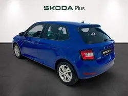 Azul Usado 2021 Skoda Fabia Ambition Berlina | 13.990 € (Precio justo)