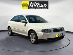 Blanco Usado 2002 Audi A3 Ambiente Berlina | 5490 €