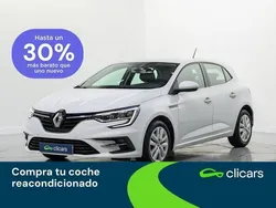 Blanco Usado 2021 Renault Mégane IV Business Berlina | 13.990 € (Precio justo)