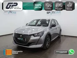 Gris Usado 2022 Peugeot e-208 Active Utilitario | 19.495 €