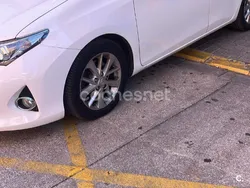 Blanco Usado 2012 Toyota Auris Active Berlina | 9500 € (Caro)